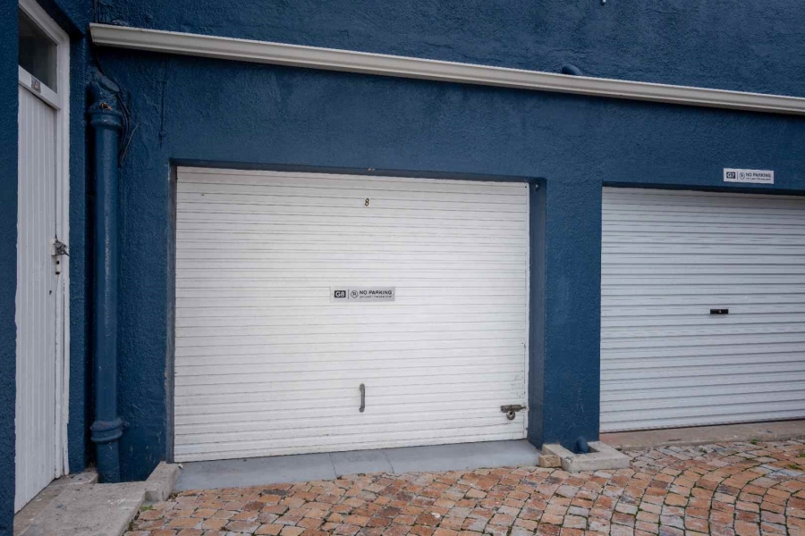 2 Bedroom Property for Sale in Three Anchor Bay Western Cape